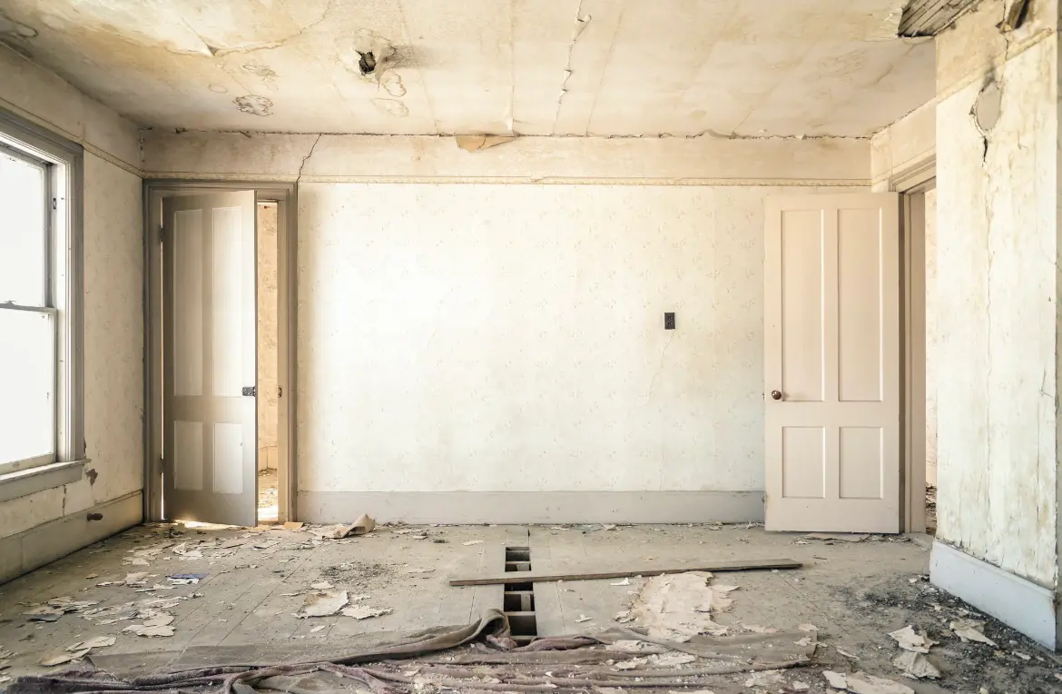 Waste disposal crew managing a cleanout project in Saylorville